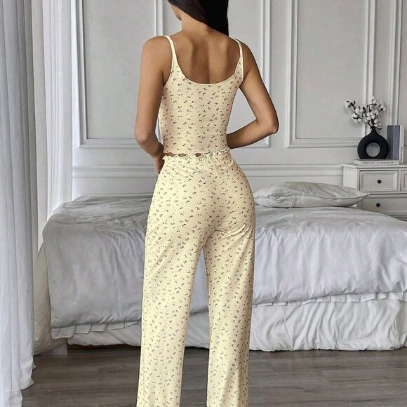 Casual Women's Sleeveless Printed Ribbed Fabric cami top And Pants lounge set - Picture 2 of 6